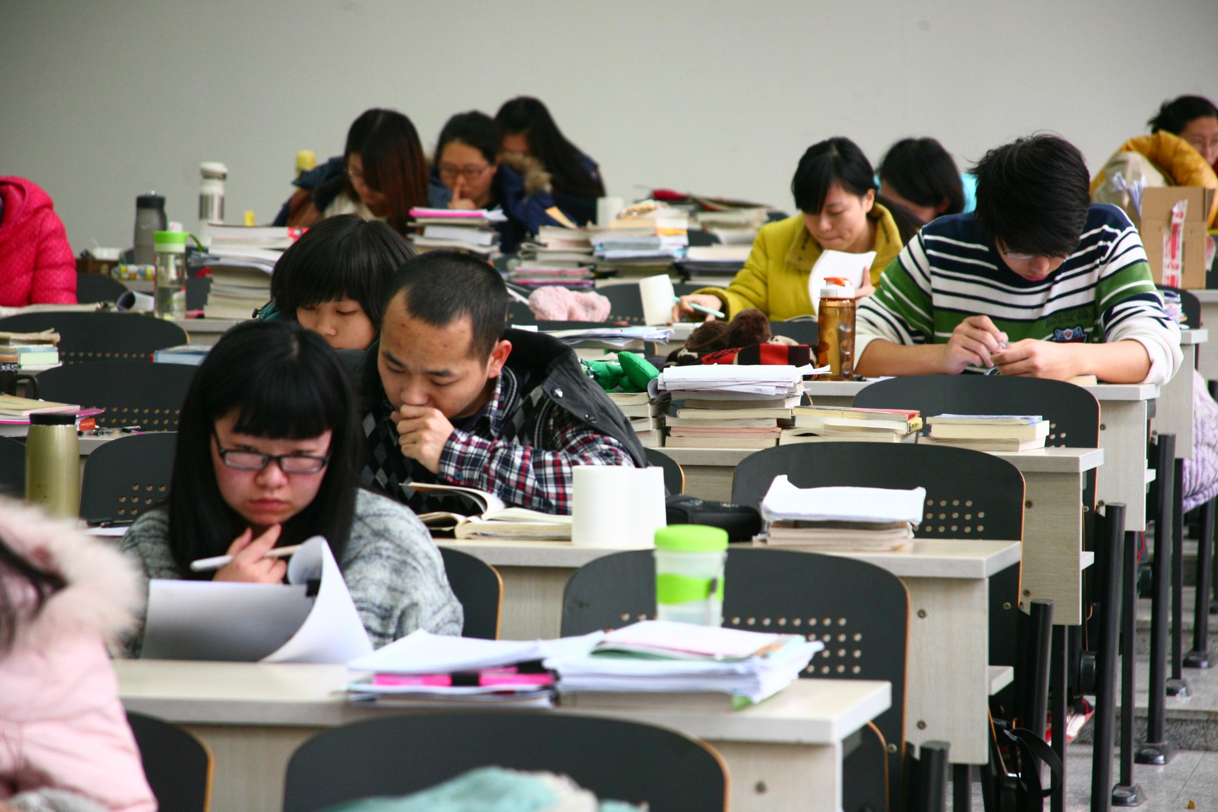 2019考研：應屆生考研往這里看，考研暑期這些你都應該知道